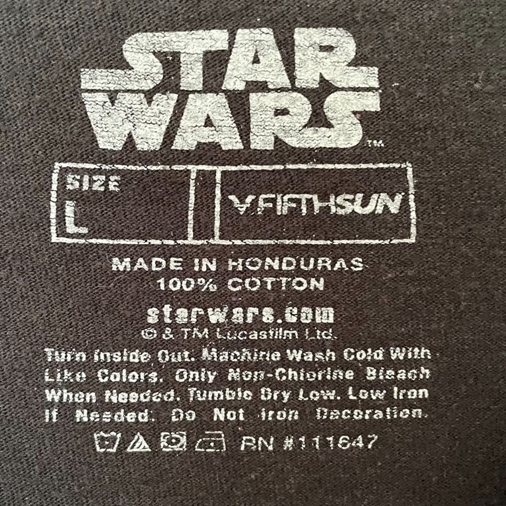 Star Wars Mandalorian Graphic TShirt Sz L - Picture 2 of 3